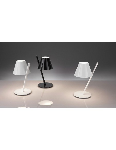 Artemide La Petite Table lamp