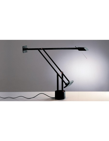 Artemide Tizio Table lamp