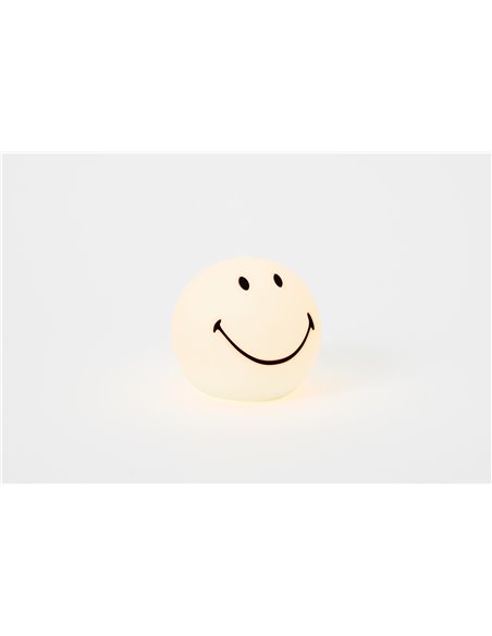 MRMARIA_SMILEY_BLACK_AND_WHITE_BUNDLE_OF_LIGHT_LIGHTANDSHADE_2