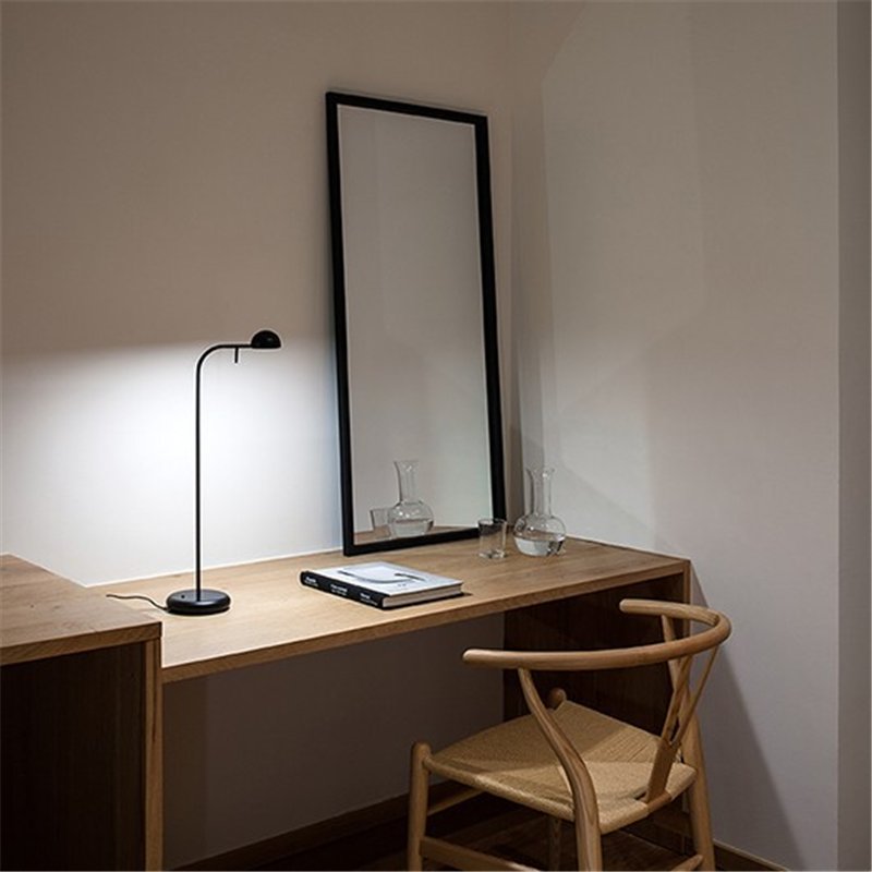 Vibia Pin 40 - 1655 lampe de table