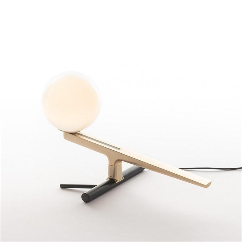 Artemide Yanzi Lampe de table