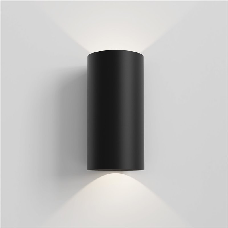 Astro Yuma 240 LED | Applique