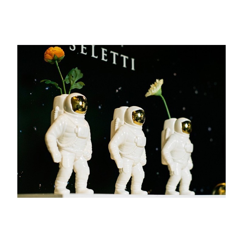 SELETTI Cosmic Diner Porcelain Starman vase Cosmic Diner