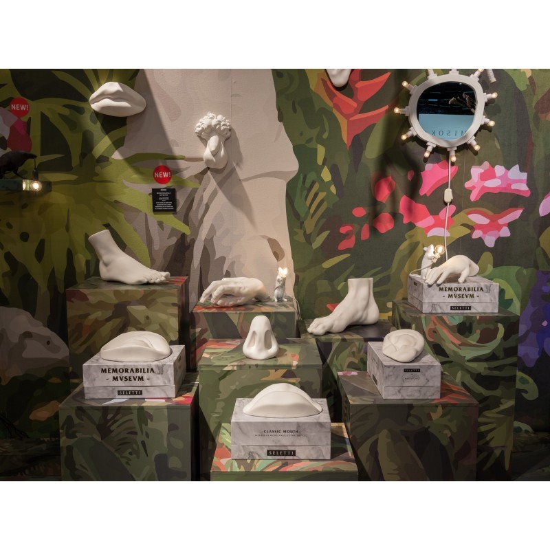 SELETTI Memorabilia Mvsevm Porcelain male foot